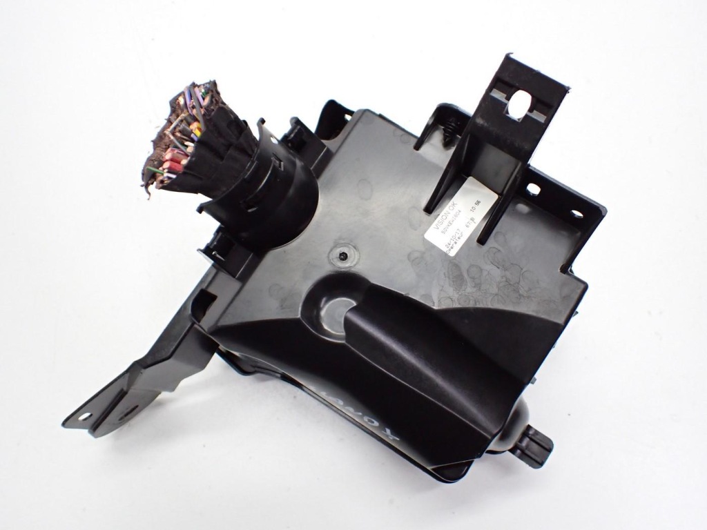 фото №2, Корпус коробка предохранителей opel crossland x 18r