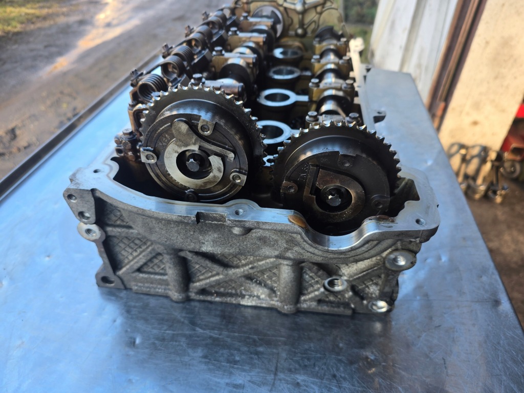 Головка bmw f20 f21 f30 mini r57 r58 r59 r60 r61 1.6 t v758067980 комплектная Доставка