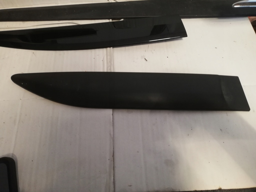 фото №1, Молдинг дверь правый задняя toyota aygo pz49u-92520+4