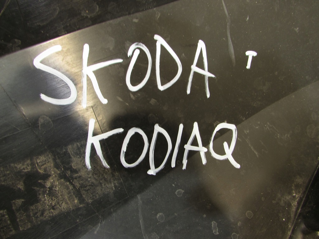фото №13, Накладка бампера задня задня skoda kodiaq 565807521