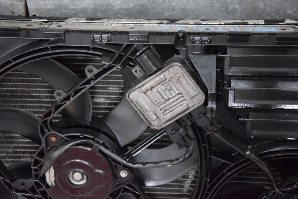 Land rover freelander 2 2,2 td4 радиатор вентилятор комплект в Украине