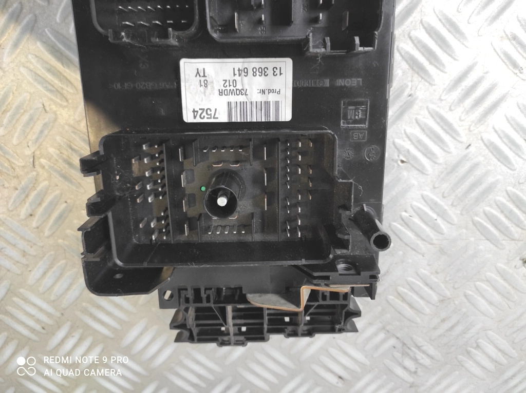 фото №9, Opel astra j zafira c коробка предохранителей 13368641 ''ty''