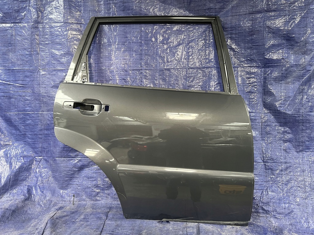 фото №1, Ssangyong rexton 02- правое задние дверь