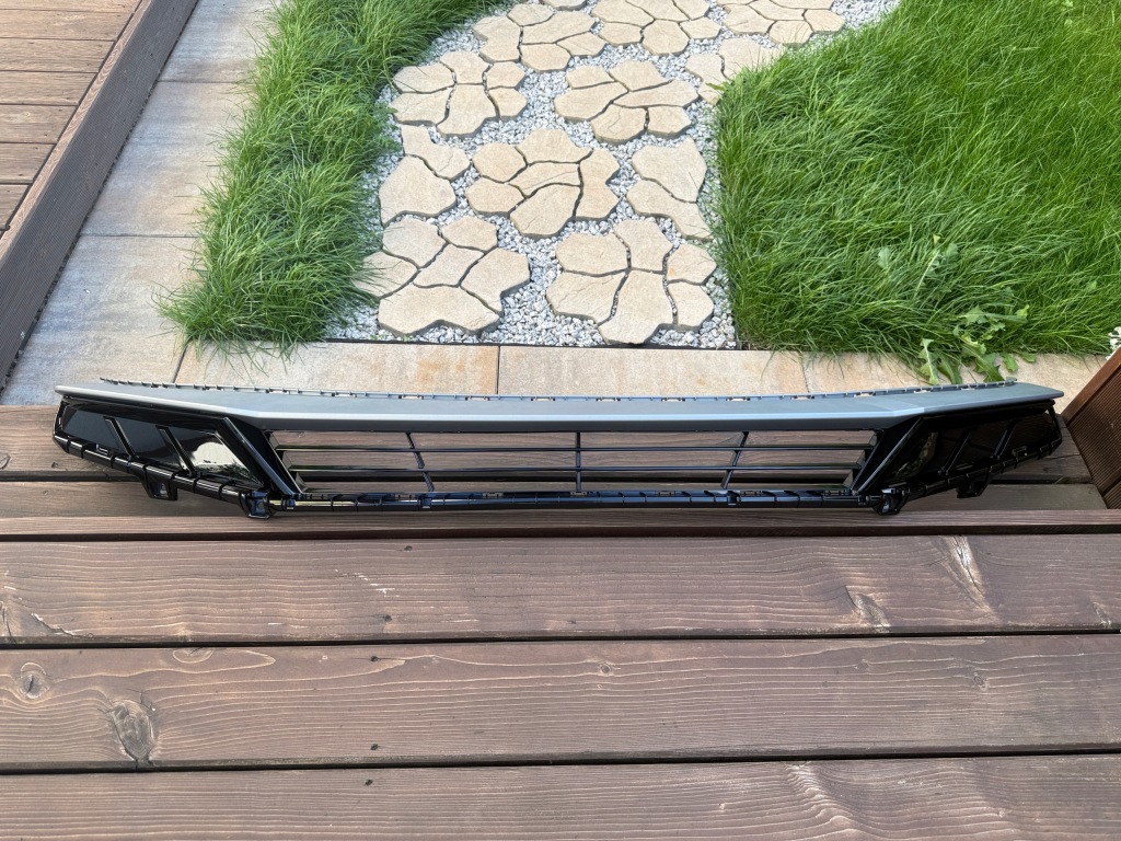 Hyundai 1 20 lll рестайлинг  решётка спойлер нижний запчасти бампера перед новый Цена