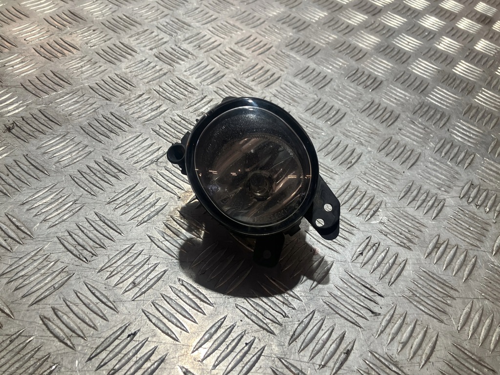 фото №1, Противотуманная фара правый mercedes gla x156 a2518200756