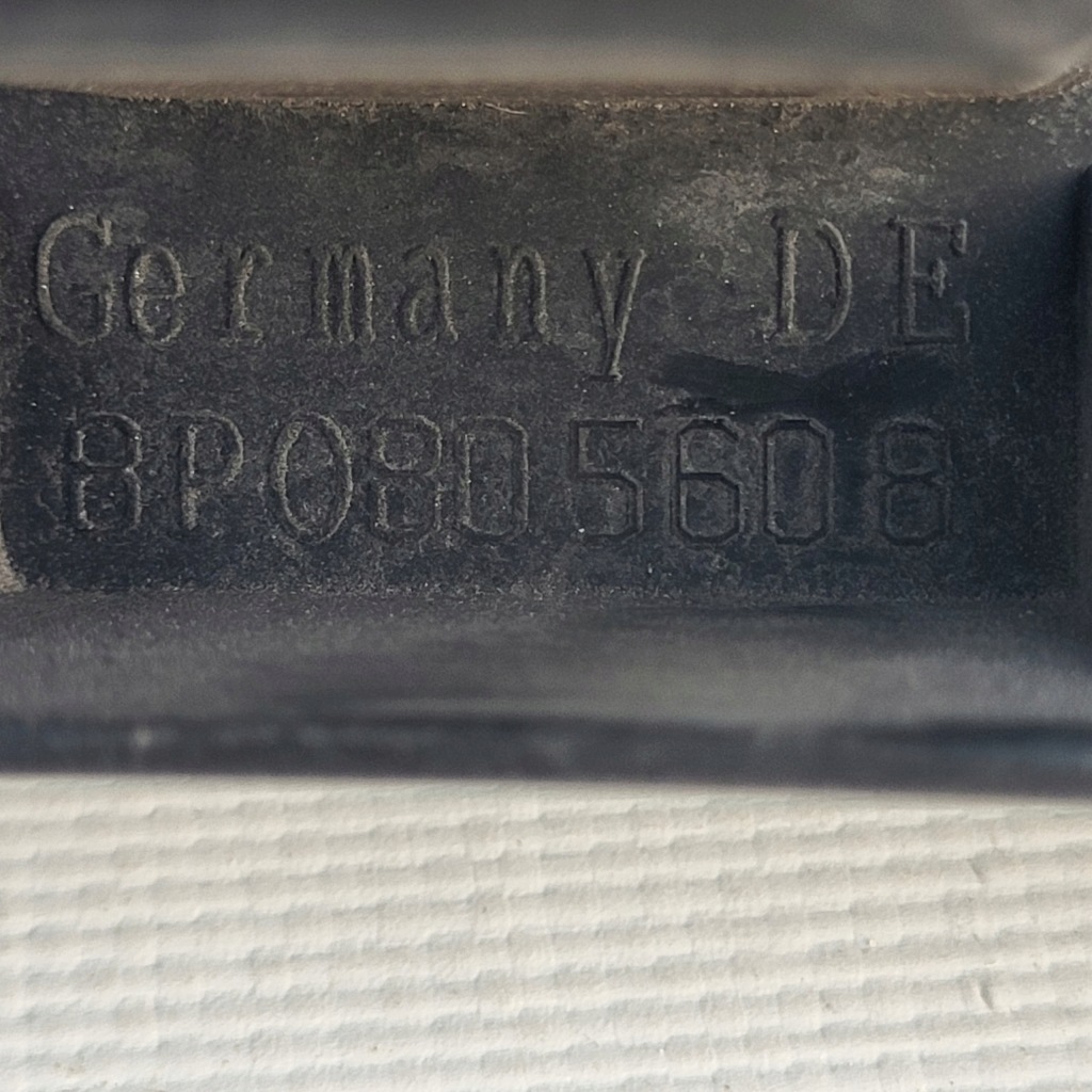 Купить Кронштейн бампера лампы панель фары audi a3 8p 08- 8p0805608