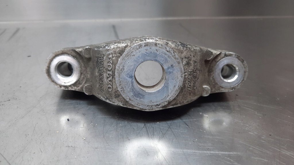 фото №1, Рычаг перед 31360700 volvo xc90