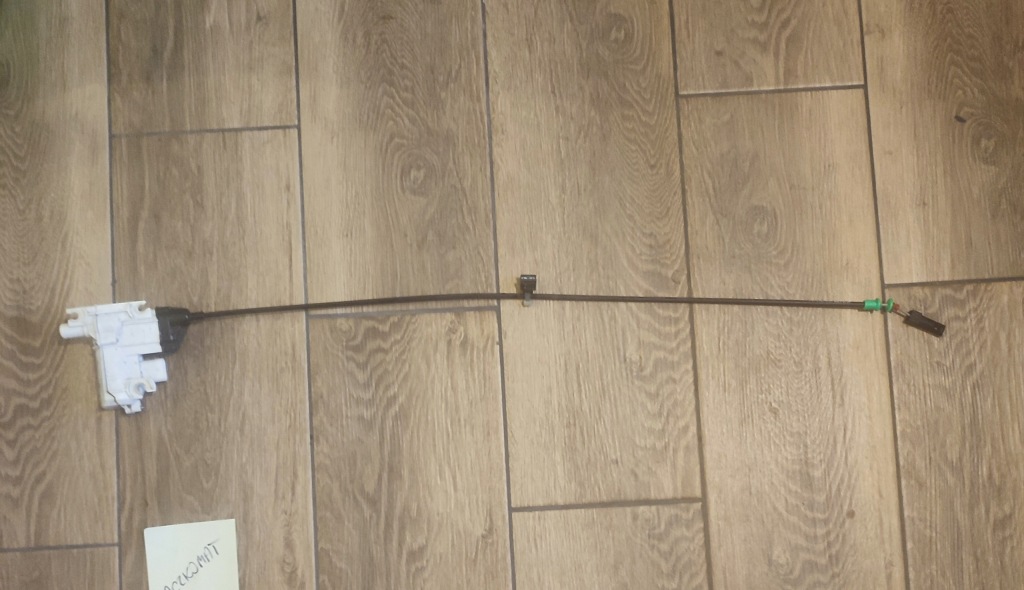 фото №1, Моторчик доводчик замка дверь задняя правый mercedes s klasa w222 a2227601600