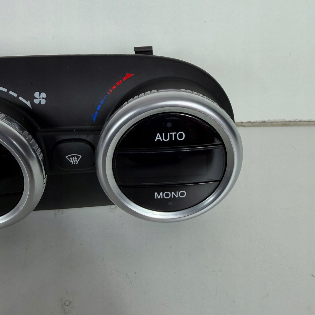 фото №6, Панель обдув кондиціонера заводський alfa romeo giulietta оригінальний номер 156099234