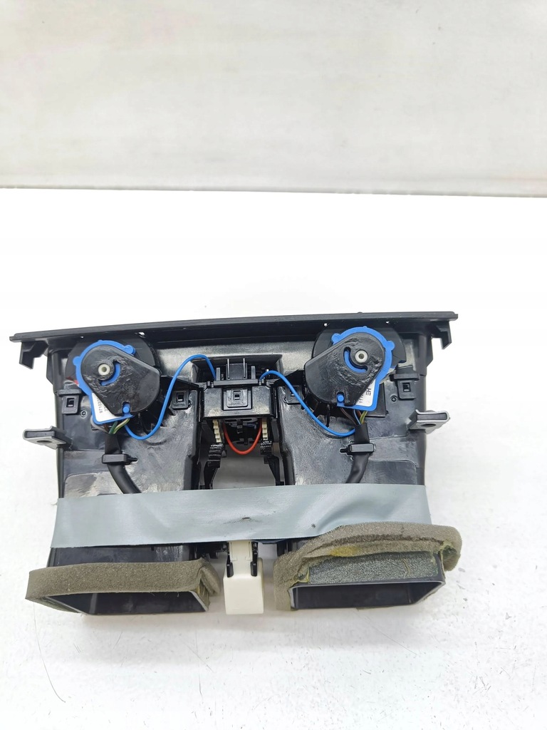 фото №10, Bmw 7 f01 f02 f03 f04 2014 решётка обдув задняя туннель среднего