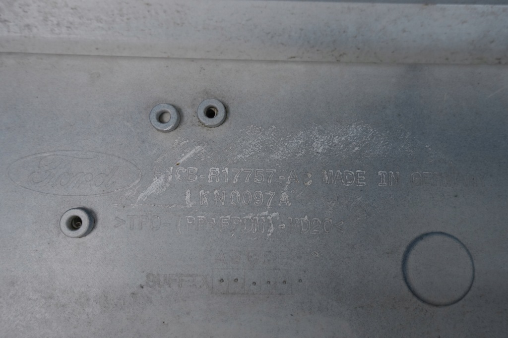 Ford c-max mk2 2015- lift бампер перед передній f1cb-r17757-ac Доставка