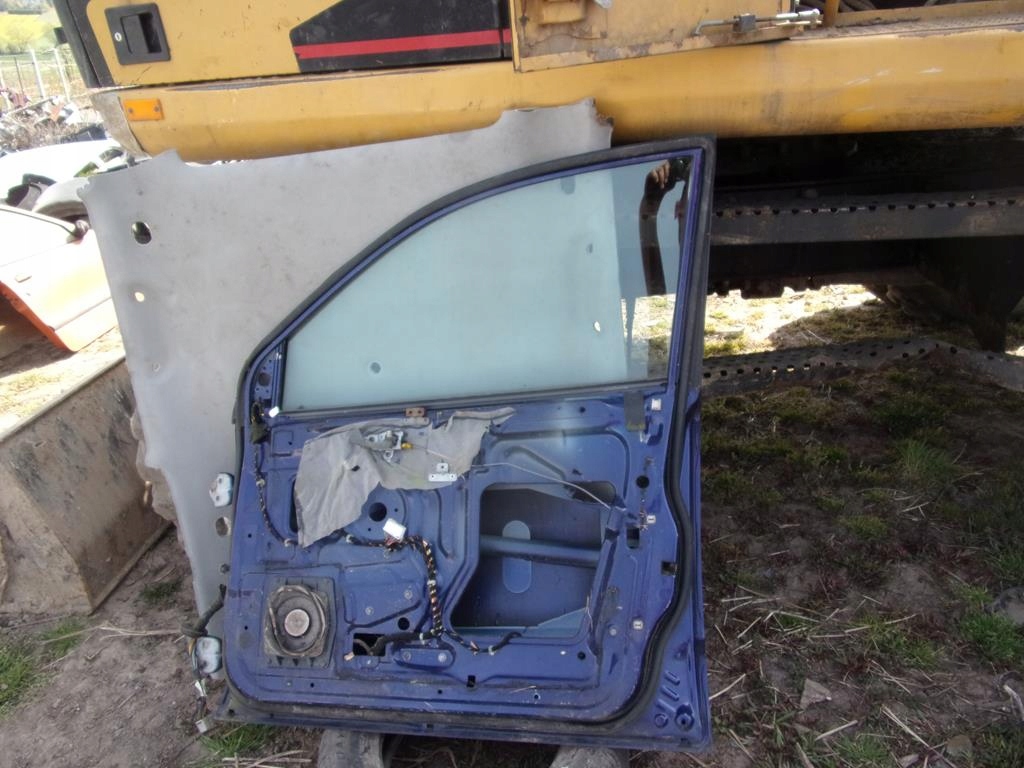 фото №8, Дверь space star i