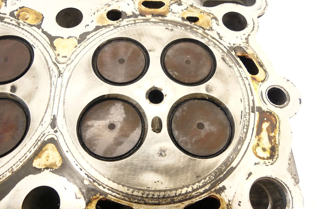 фото №11, Citroen c5 iii c6 3.0 hdi v6 головка циліндрів l