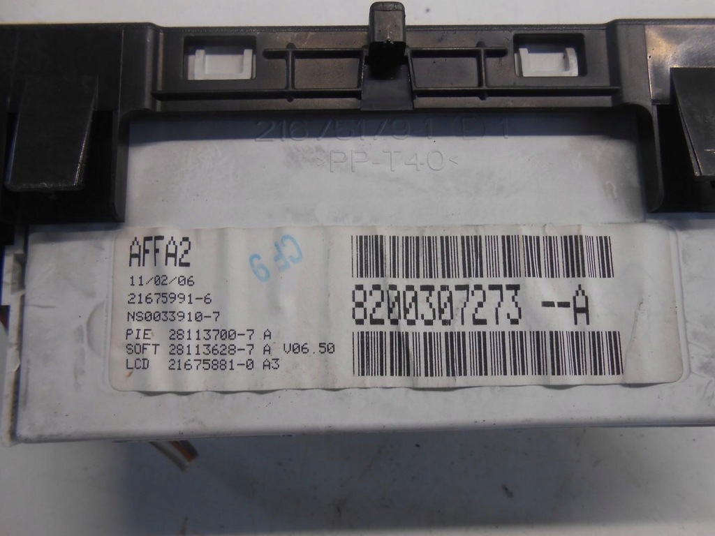 фото №3, Приборная панель дисплей renault clio iii 8200307273 #