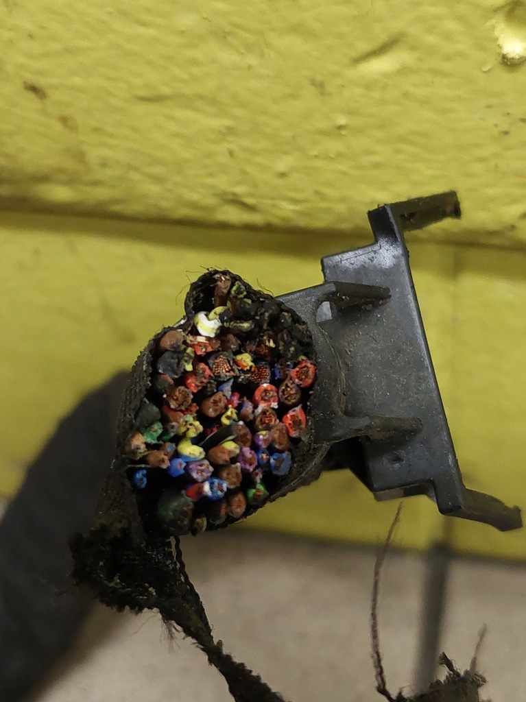 фото №7, Skoda rapid ii 1.6 tdi електропроводка джгут електрична 04l971824