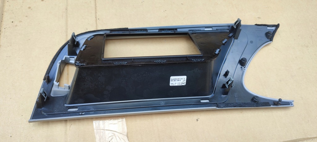 фото №3, Рамка корпус радіо audi a4 b8 8k1857186g