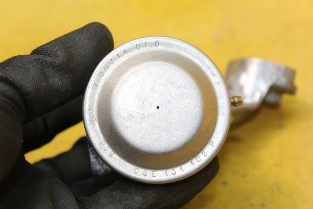 фото №6, Audi оригинальный номер 06e 131 102 p клапан, система воздуха вторичного