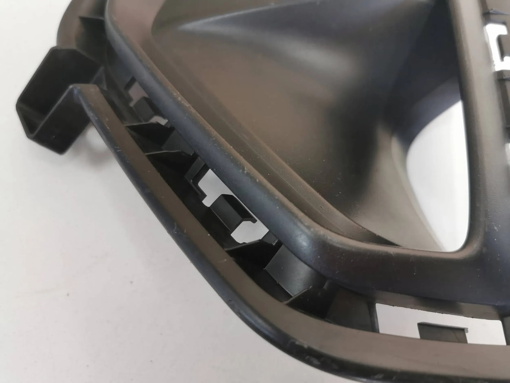 фото №9, Решітка бампера передній kia stonic ліва 829.