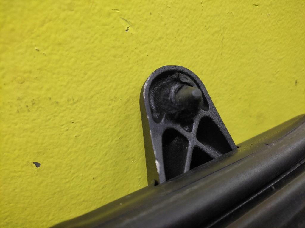 фото №4, Peugeot 307 cc стекло задняя