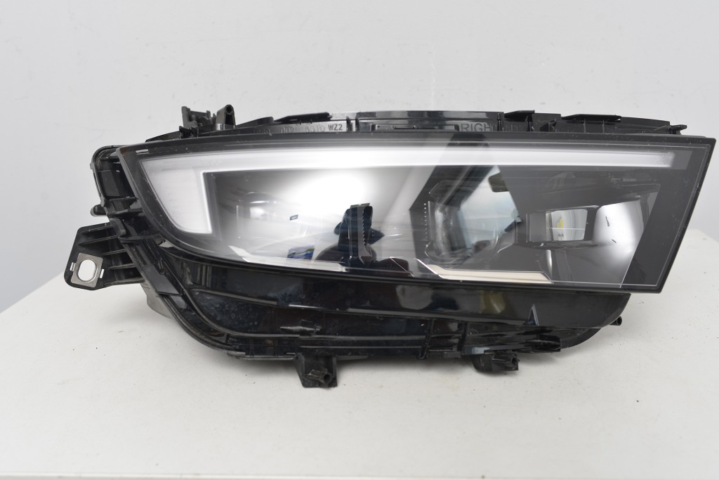 фото №1, Лампа правая opel astra l vi full led 9858776980