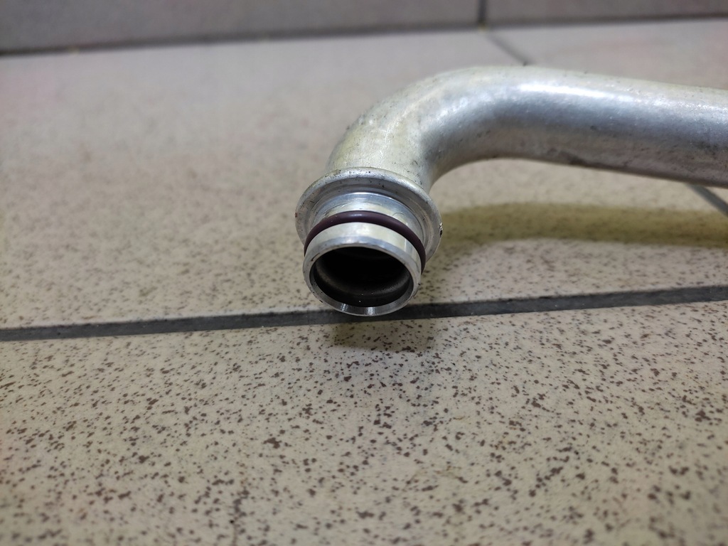 фото №3, Mercedes w203 2.2 cdi шланг трубка кондиціонера