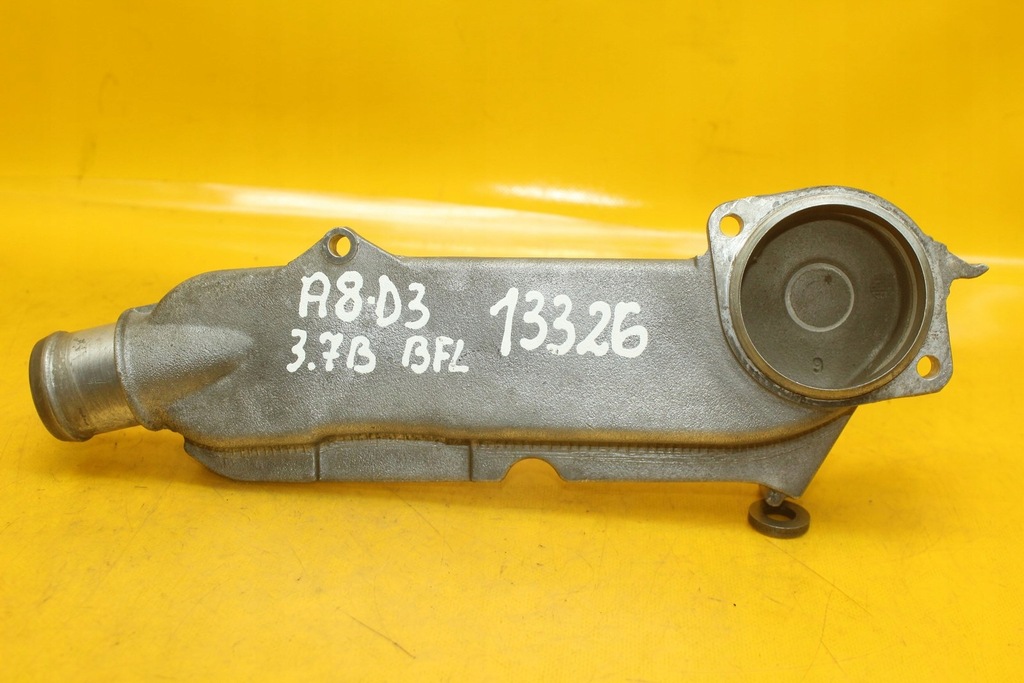 фото №8, Кронштейн корпус термостата audi a8 d3 077121121c