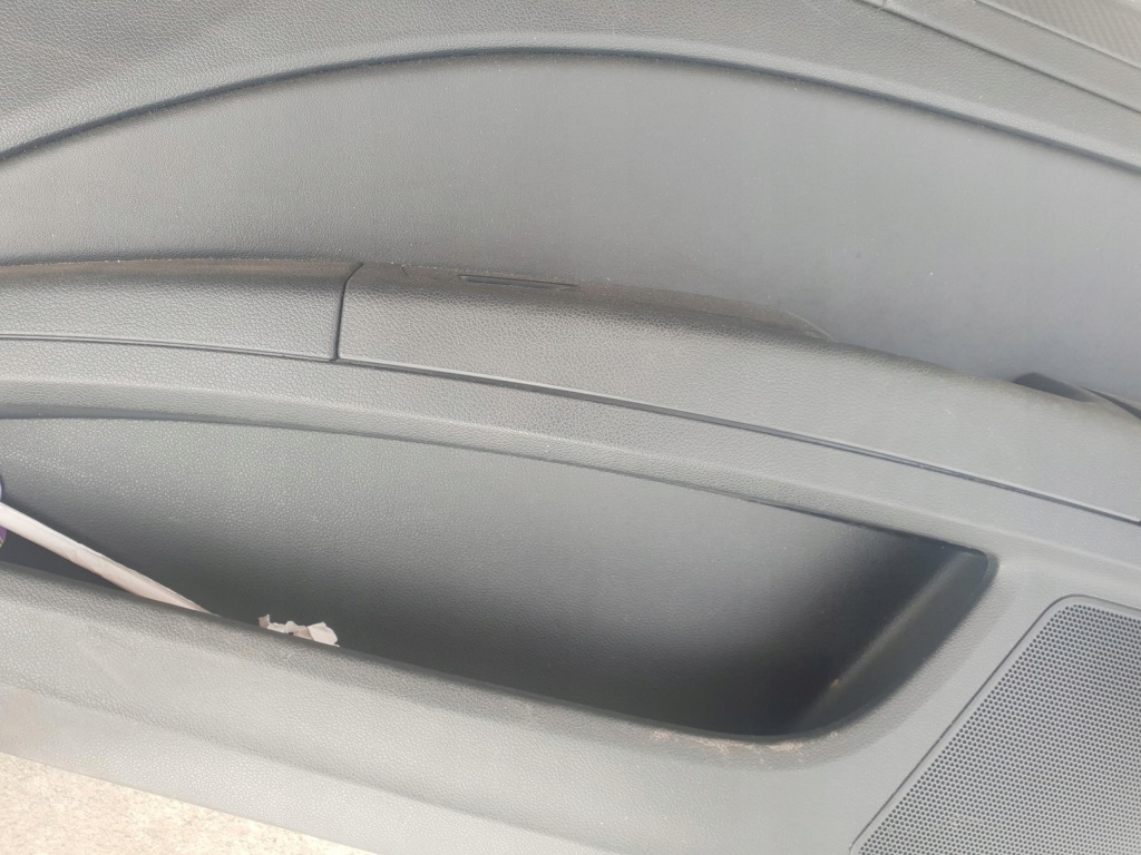 фото №1, Обшивки дверь задних superb ii lift kombi кожа eu