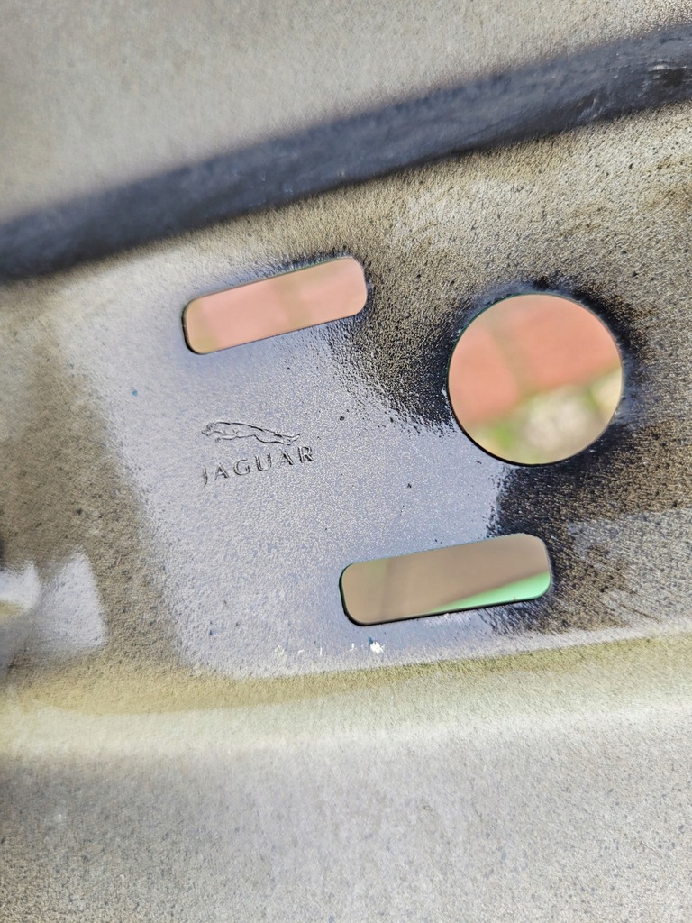 фото №9, Крила передній лівий перед jaguar f-pace 2016-