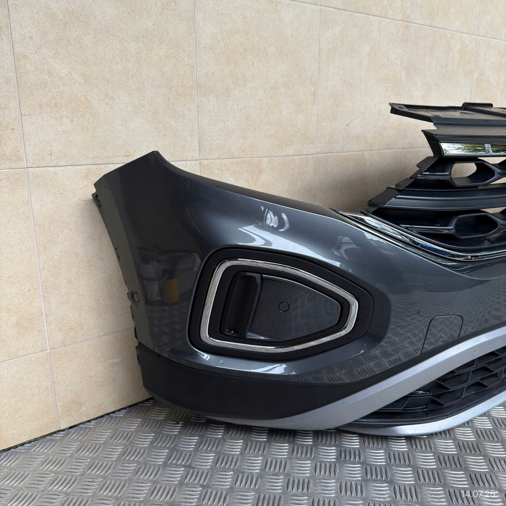 фото №4, Бампер передній kompletny vw volkswagen t-roc lift 2ga 2022 rok 6 pdc