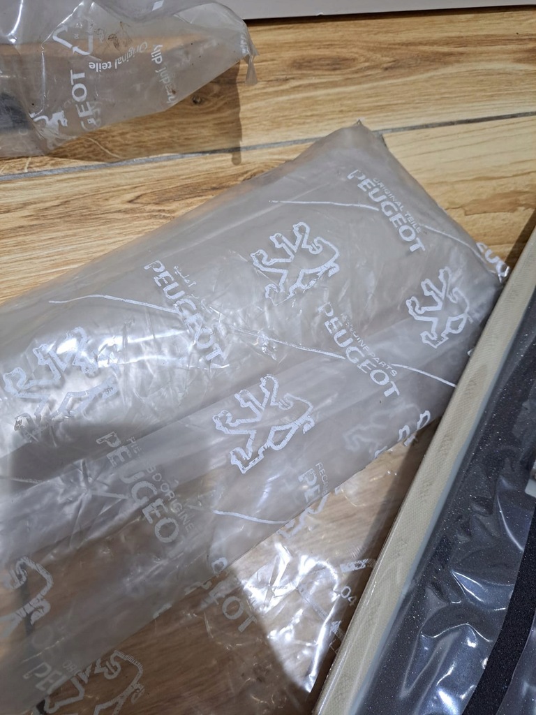 фото №8, Peugeot 607 обшивка защита стойка перед