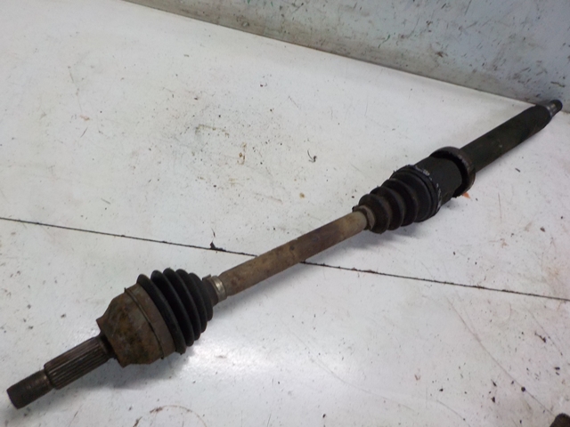 фото №1, Mazda 2 tdci приводной вал правая