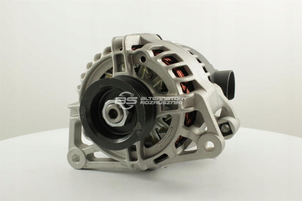 Генератор regenerowa ir6418r ford fiesta iv 1.8td Недорого