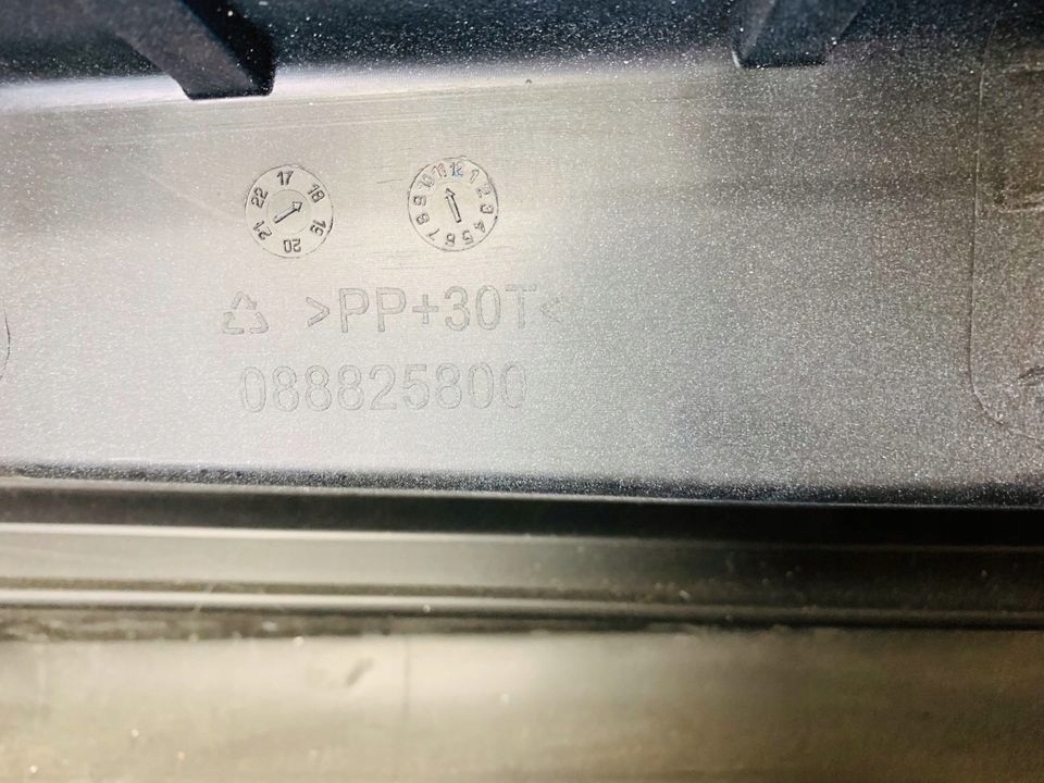 фото №6, Ferrari portofino молдинг порог 8825800 88826200