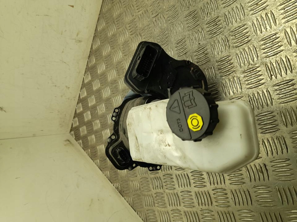 Купити Насос гальмівна tesla model 3 2024 134467200a