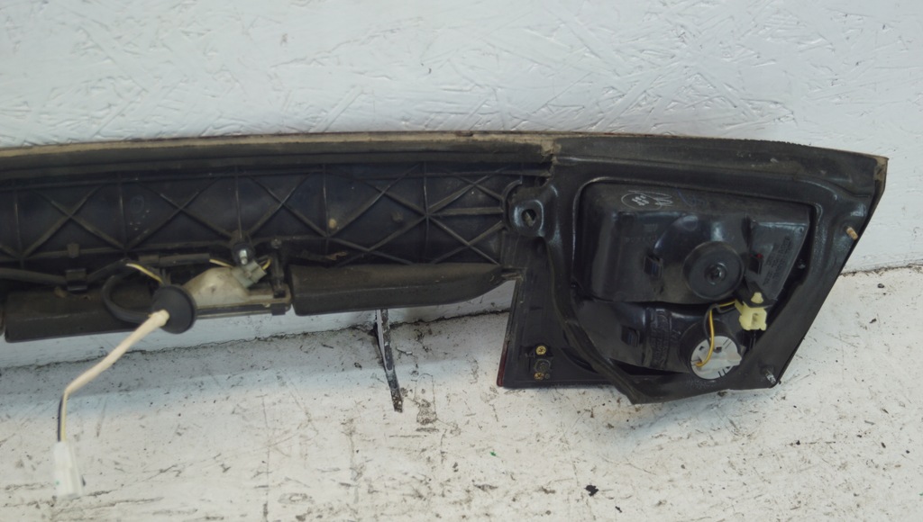 фото №9, Лампа накладка крышки задняя subaru legacy iii sedan