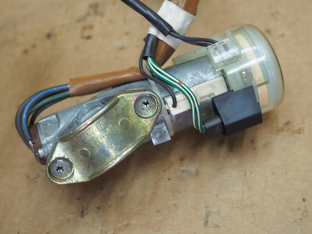 фото №13, Замок запалювання subaru outback 3.0 h6 вкладка