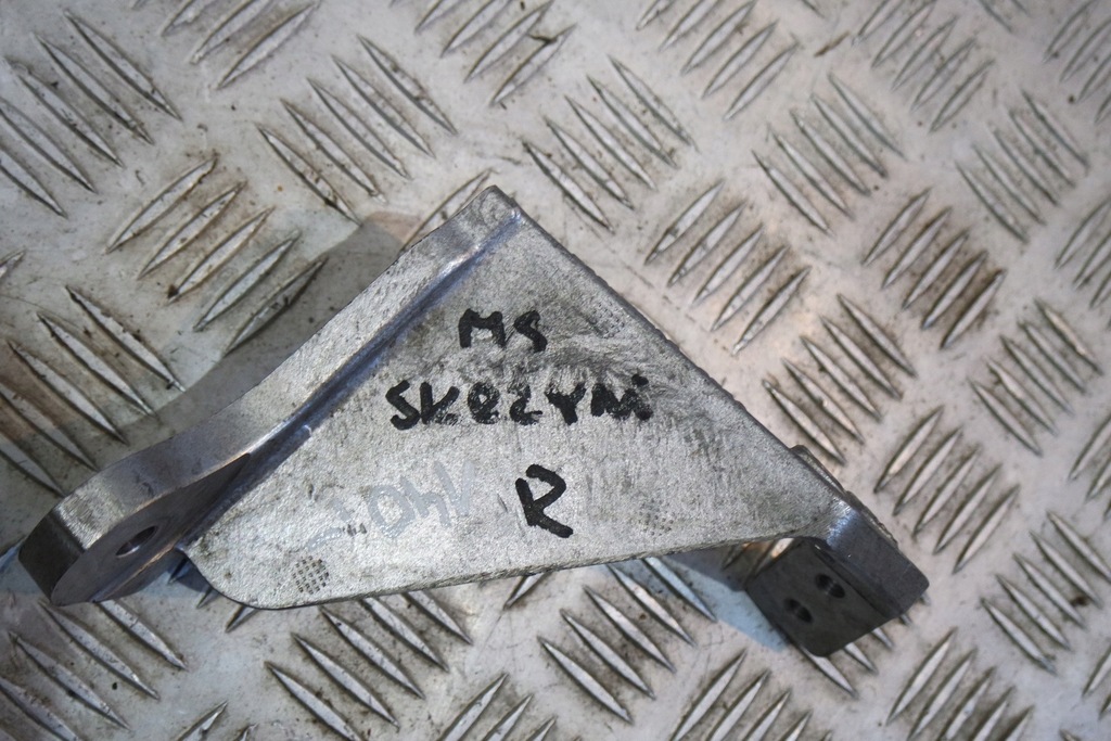 фото №1, Кронштейн кронштейн каталізатора maserati 670003852