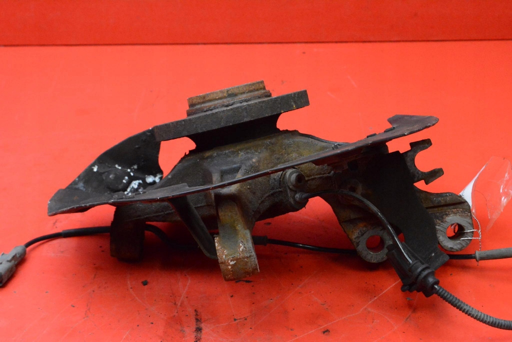 Поворотний кулак ступиця ліва перед citroen c4 grand picasso ii 2.0 bluehdi 150 km Недорого