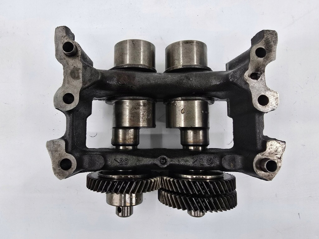 Вал балансировочный nissan qashqai 8200488596 2.0dci m9r балансировочный Киев