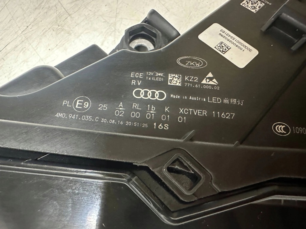 Audi q7 фара ліва перед matrix led 4m0 Зі Шроту