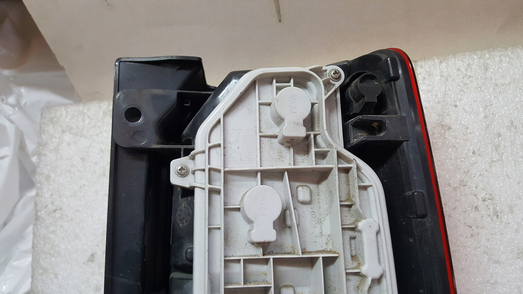 фото №11, Лампа левый задняя vw caddy 2k1945095n демонтаж