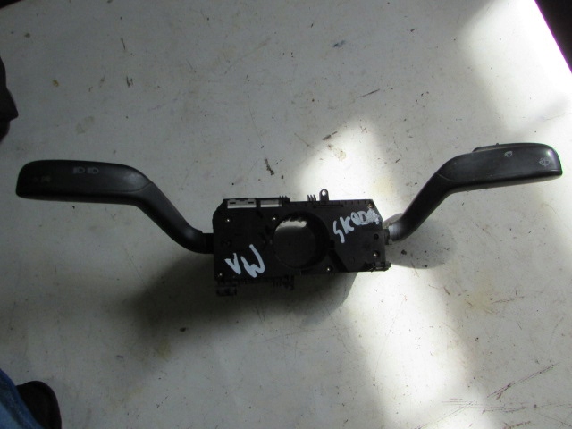 фото №1, Перемикач комбінований vw ,skoda, seat