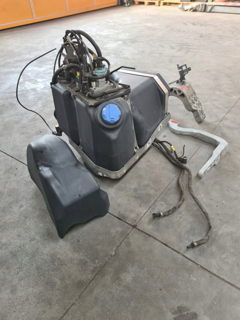 фото №1, Бак насос джгут adblue комплект renault gama t volvo fh 4 fm 4