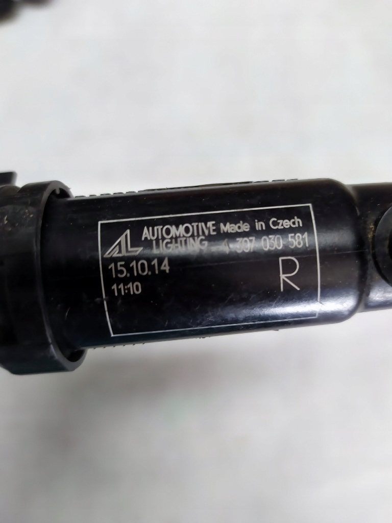 фото №4, Mini countryman s r60 омивач лампи правий