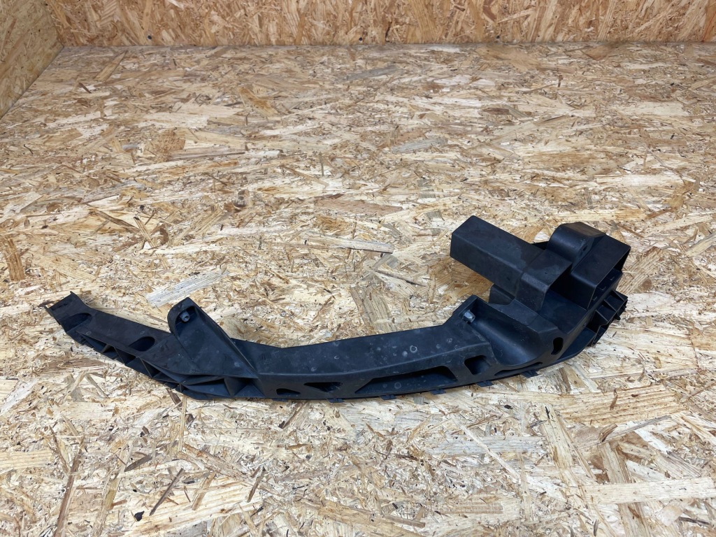 Напрямна кронштейн лампи перед лівий audi q3 i 8u 8u0805607a 2010- Доставка