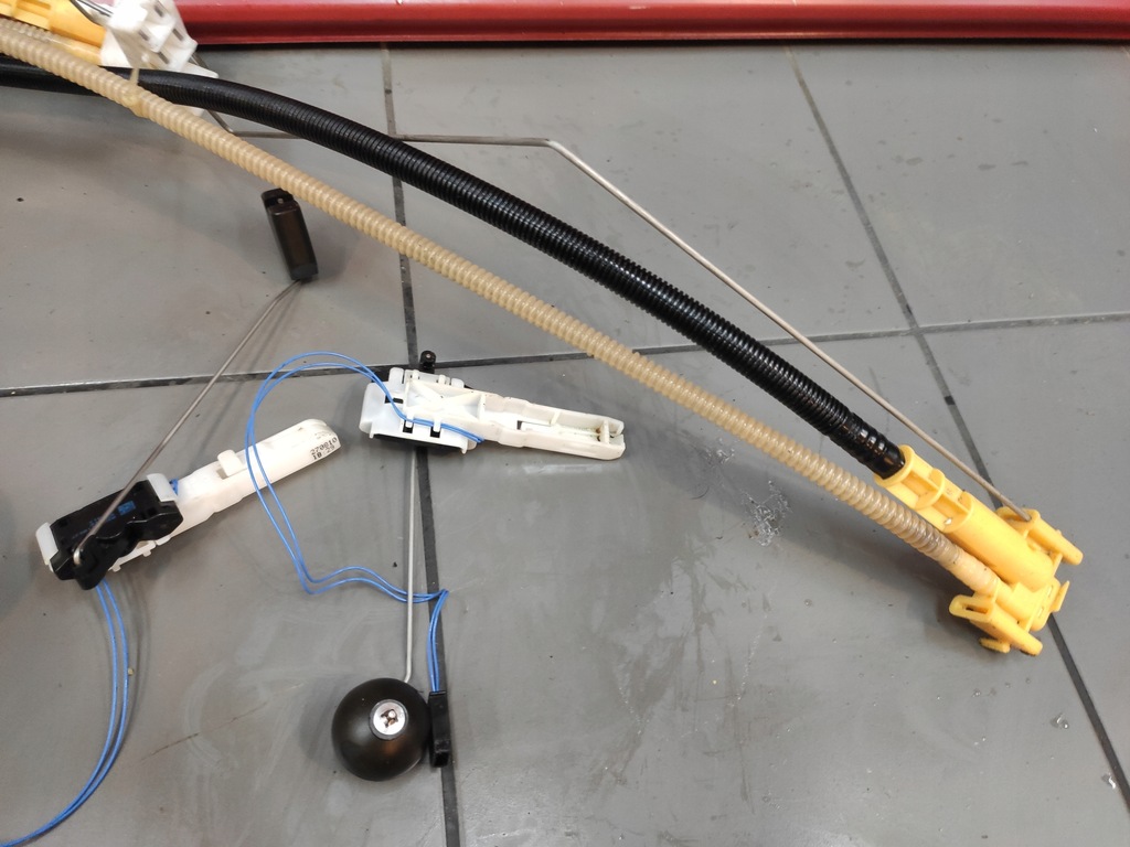 фото №10, Audi q7 4l 3.0tdi lift насос помпа пального бака датчик рівня oryg