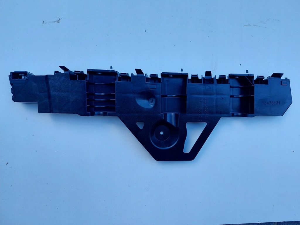 фото №1, Opel crossland x напрямна кронштейн бампер задня lh