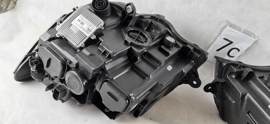 фото №12, Vw transporter t6.1 full led левый правый фара лампа nowe