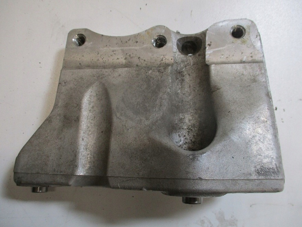 фото №1, Кронштейн bmw 2 f45 1.5d 8511299