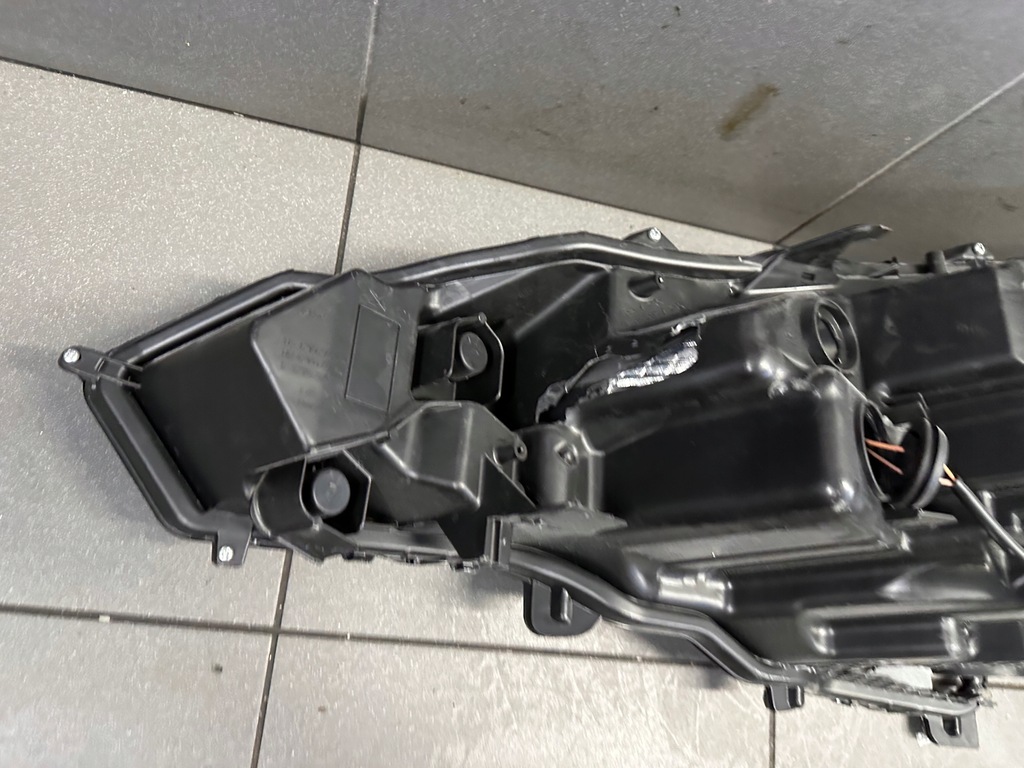 фото №12, Лампа правий перед lexus nx ii eu пошкоджена